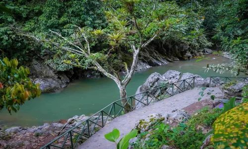 Balneario Cueva de las Pavas